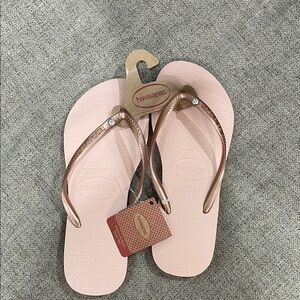 Havaianas Slim Light Pink Flip Flops with Metallic Bronze Straps